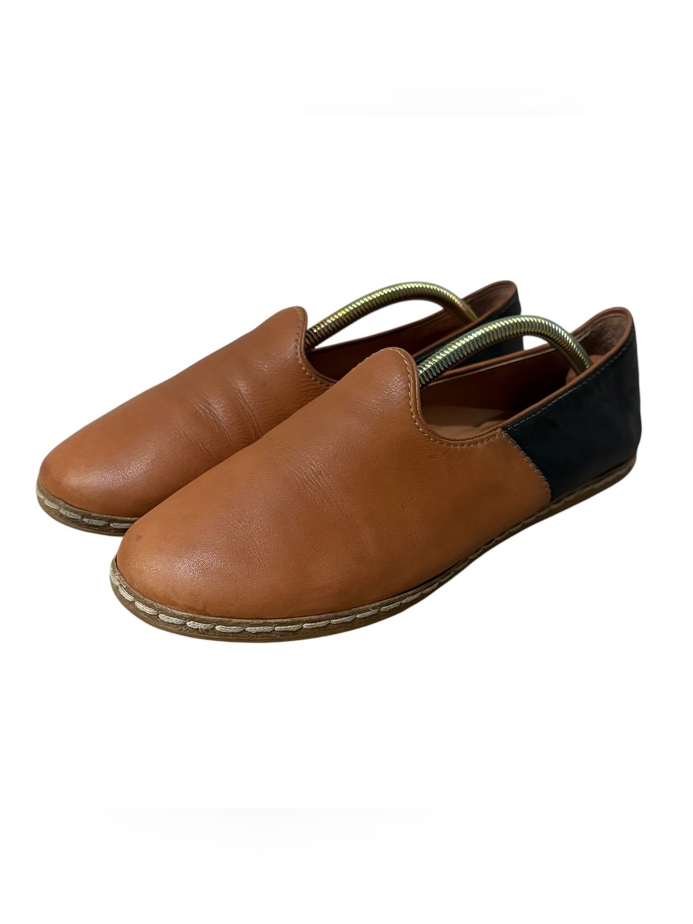 Charix Women's Two Tone Tan Black Leather Slip On Shoe Size 39
